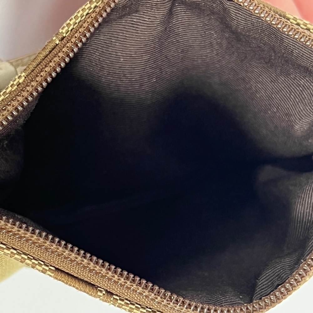 Coach Signature Brown Tan Cream Zipper Wristlet - Picture 10 of 14